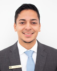 Staff member Steven Vega from f98557ca05ad