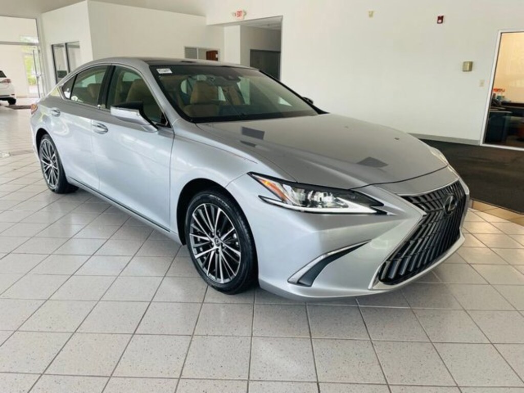 Used 2023 Lexus ES 350 Sedan