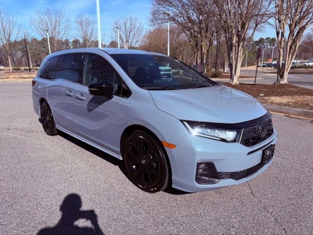 Used 2025 Honda Odyssey Sport-L Van