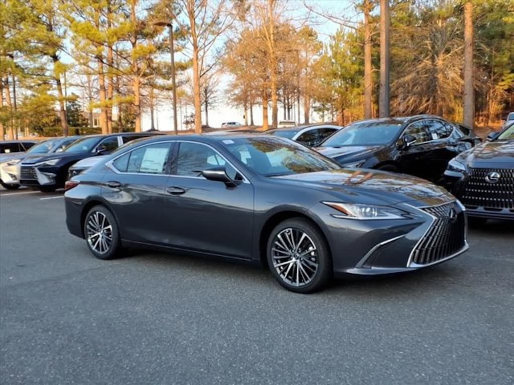 New 2025 Lexus ES 350 4-DOOR SEDAN