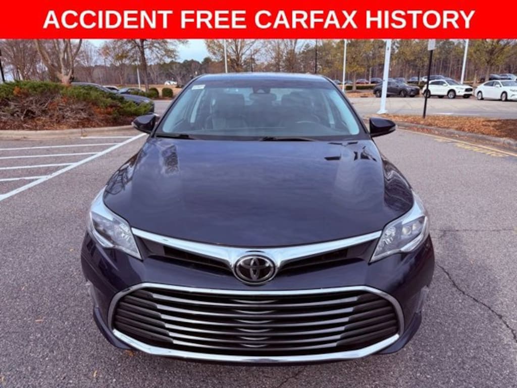 Used 2017 Toyota Avalon XLE Sedan