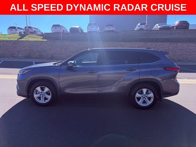 Used 2022 Toyota Highlander LE SUV