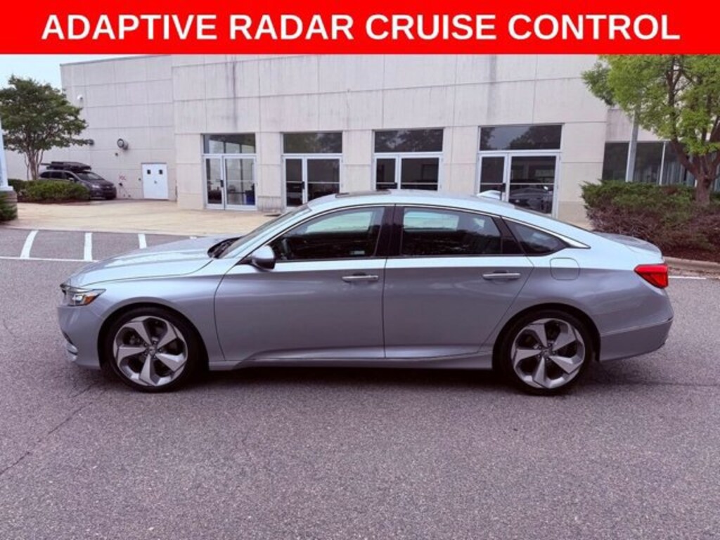 Used 2018 Honda Accord Touring 2.0T Sedan