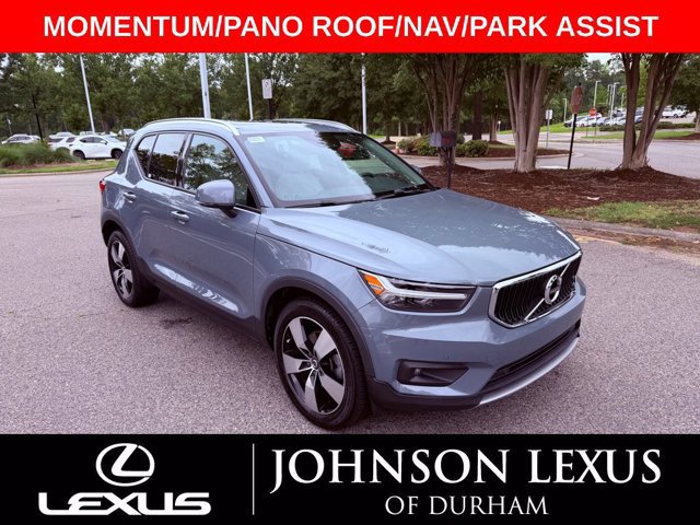 2021 Volvo XC40 Momentum