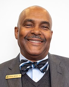 Staff member Arthur Wright from cb445d465b07