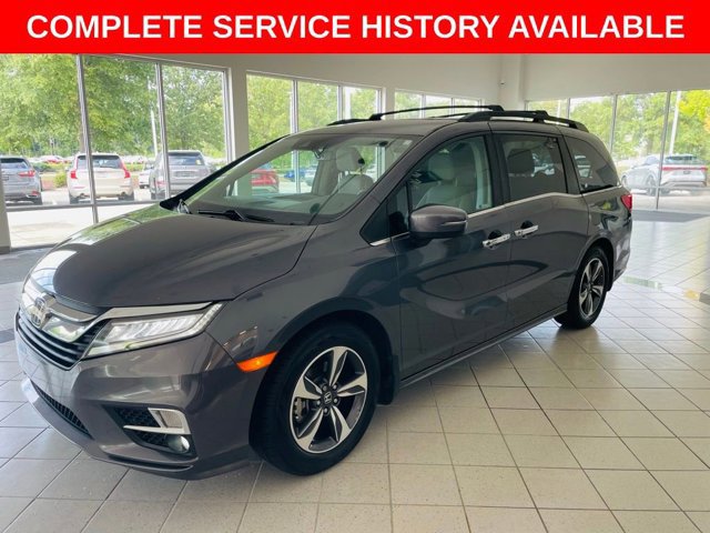 2019 Honda Odyssey Touring photo 3