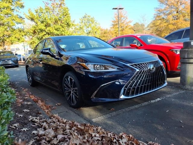 2025 Lexus ES 350's photo