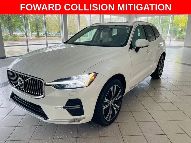 2022 Volvo XC60 Inscription photo 3