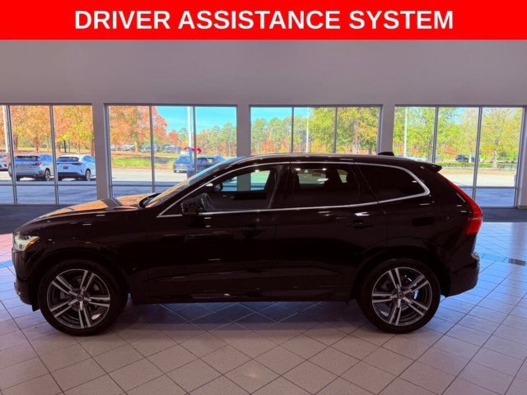 Used 2018 Volvo XC60 T5 AWD Momentum SUV