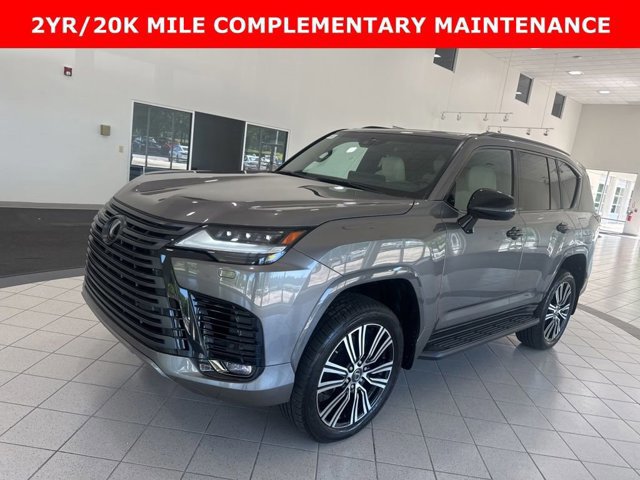 2023 Lexus LX 600 Luxury photo 3