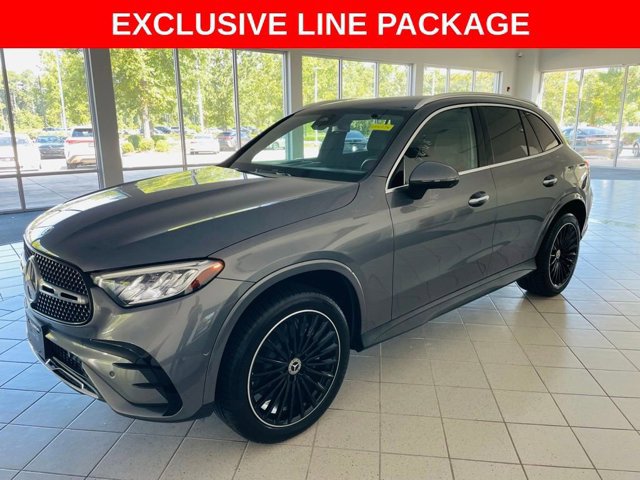2023 Mercedes Benz GLC 300 AMG photo 3