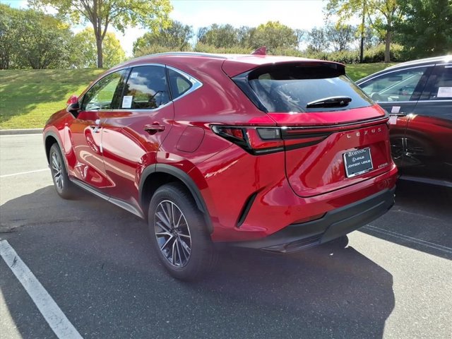 2026 Lexus NX 350h Premium photo 3