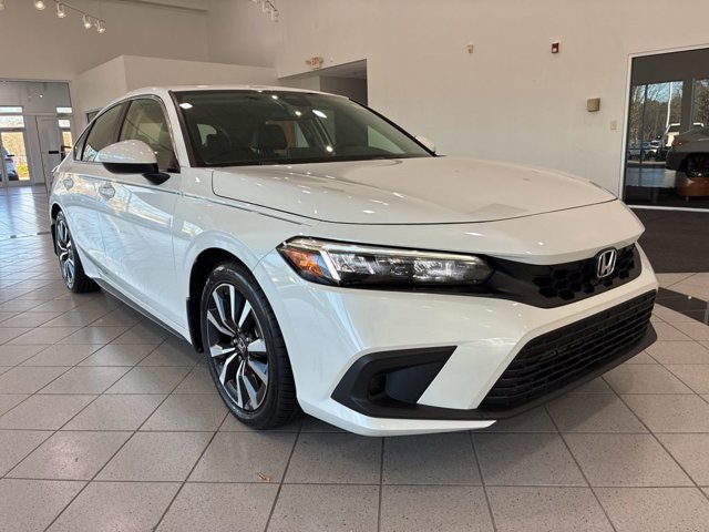 2024 Honda Civic Hatchback EX-L's photo