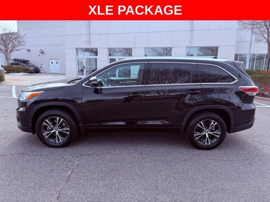 Used 2016 Toyota Highlander XLE V6 SUV