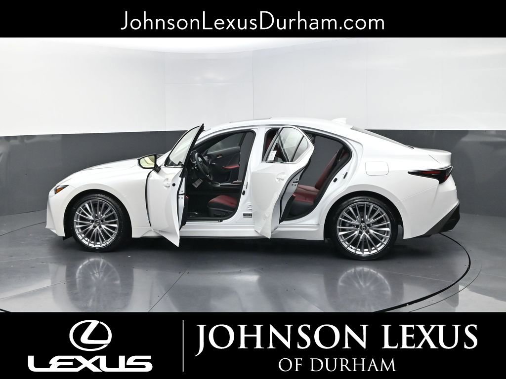 2025 Lexus IS 300 - Photo 35