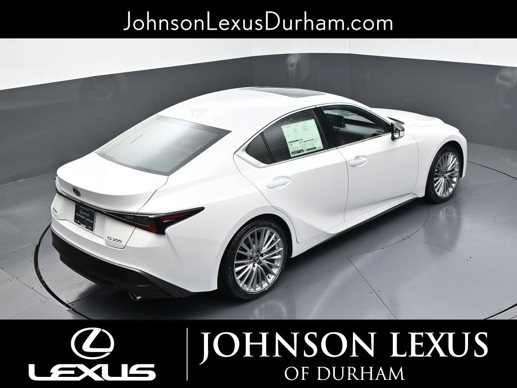 2025 Lexus IS 300 - Photo 27