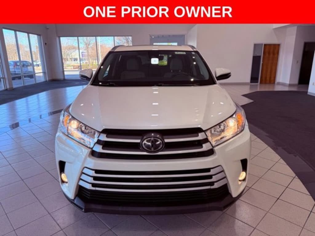 Used 2018 Toyota Highlander XLE V6 SUV