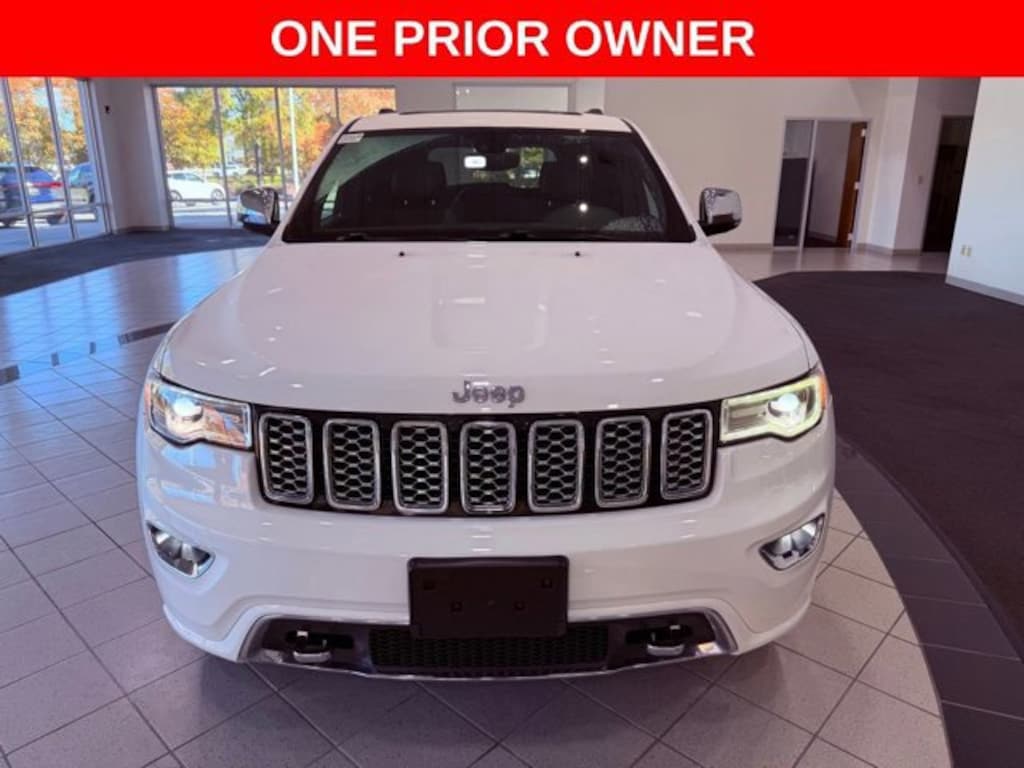 Used 2017 Jeep Grand Cherokee Overland 4x4 SUV