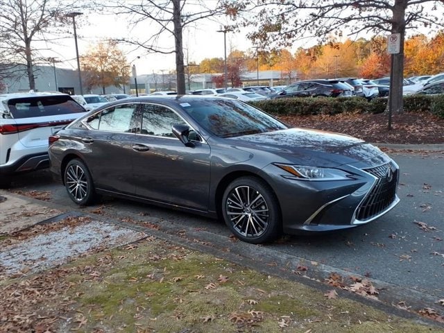 2025 Lexus ES 350's photo