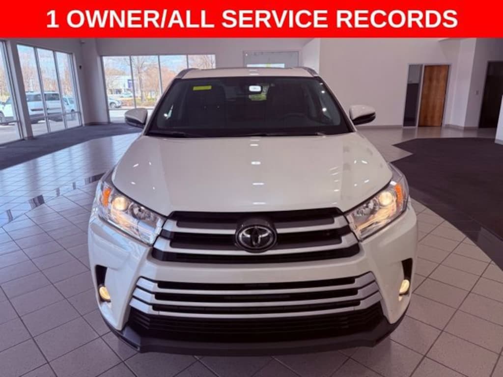 Used 2019 Toyota Highlander XLE V6 SUV