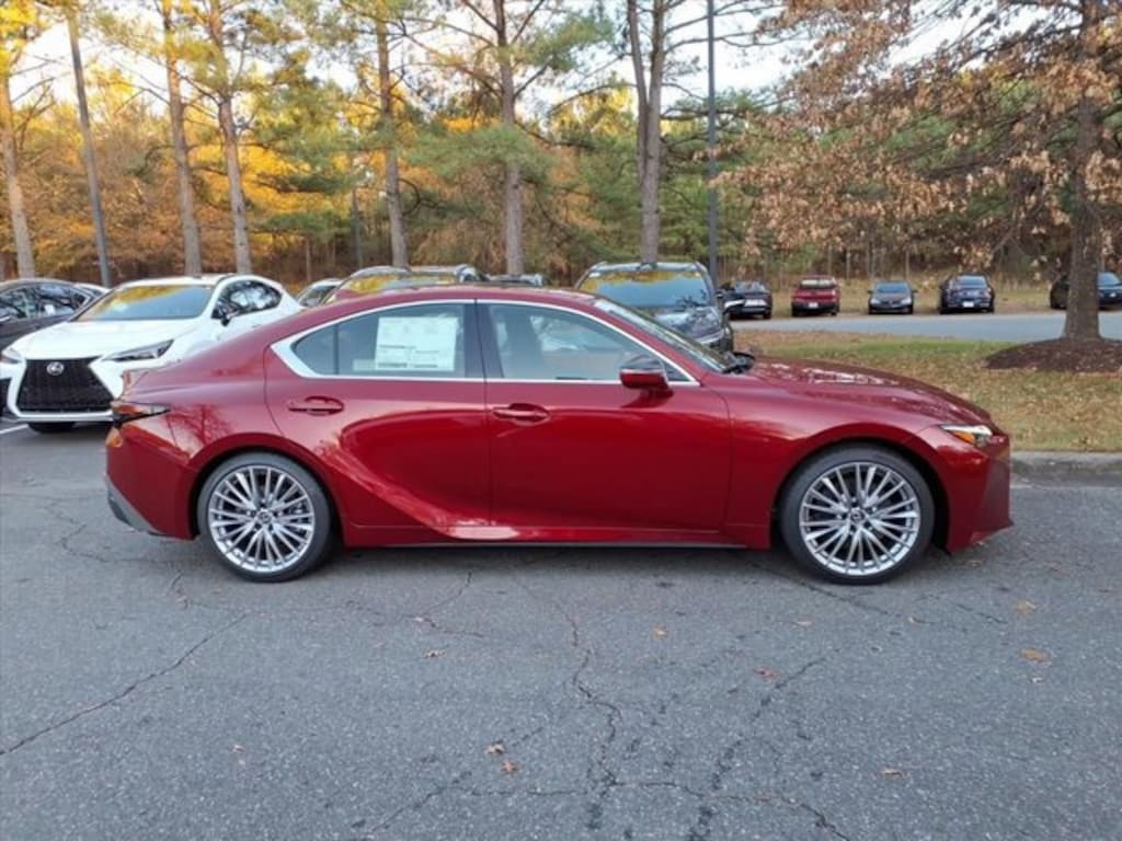 New 2025 Lexus IS 300 4-DOOR SEDAN