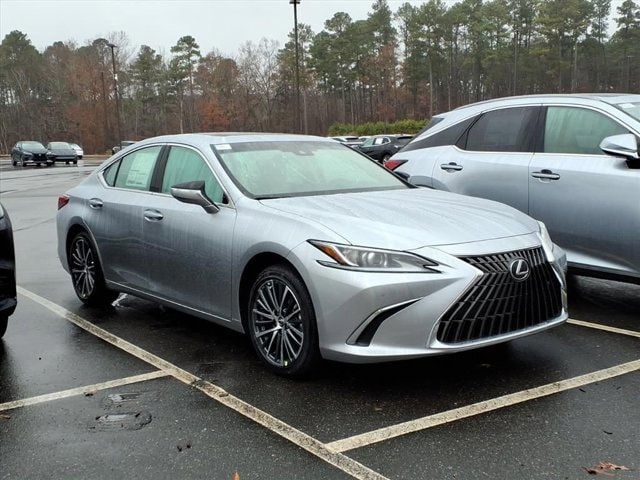 2025 Lexus ES 350's photo