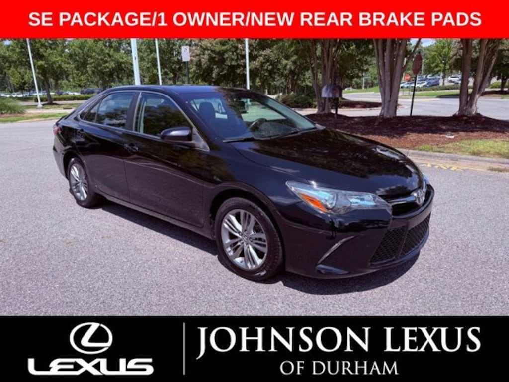 Used 2015 Toyota Camry SE Sedan