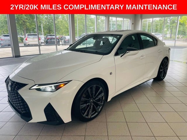 2023 Lexus IS 350 F SPORT photo 3