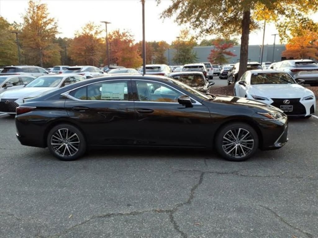 New 2025 Lexus ES 350 4-DOOR SEDAN