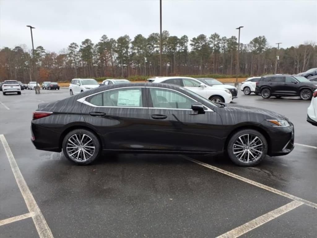New 2025 Lexus ES 350 4-DOOR SEDAN