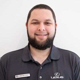 Staff member Jonathan Kinney from 28e7026eb0ee