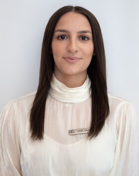 Staff member Adina Sinigur from 36f89c3d0319