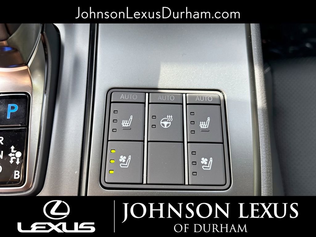 2026 Lexus UX Hybrid 300h Premium - Photo 26
