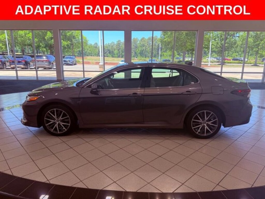 Used 2023 Toyota Camry Hybrid XLE Sedan