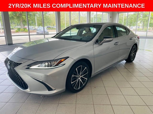 2022 Lexus ES 350 photo 3