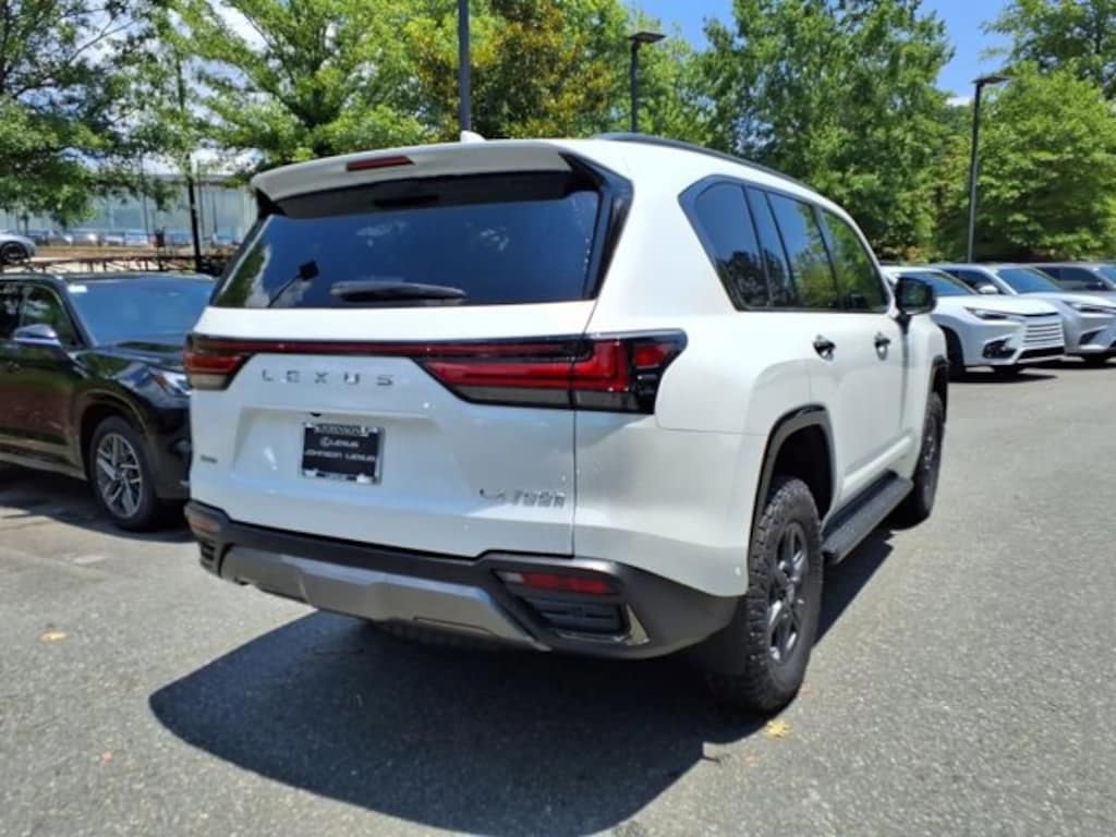 New 2025 Lexus LX HYBRID 700h OVERTRAIL 5-DOOR SUV 4X4