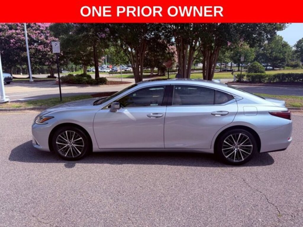 Used 2023 Lexus ES 350 Sedan