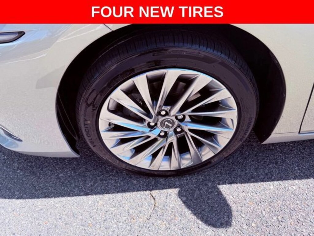 Certified 2022 Lexus ES 350 Ultra Luxury Sedan