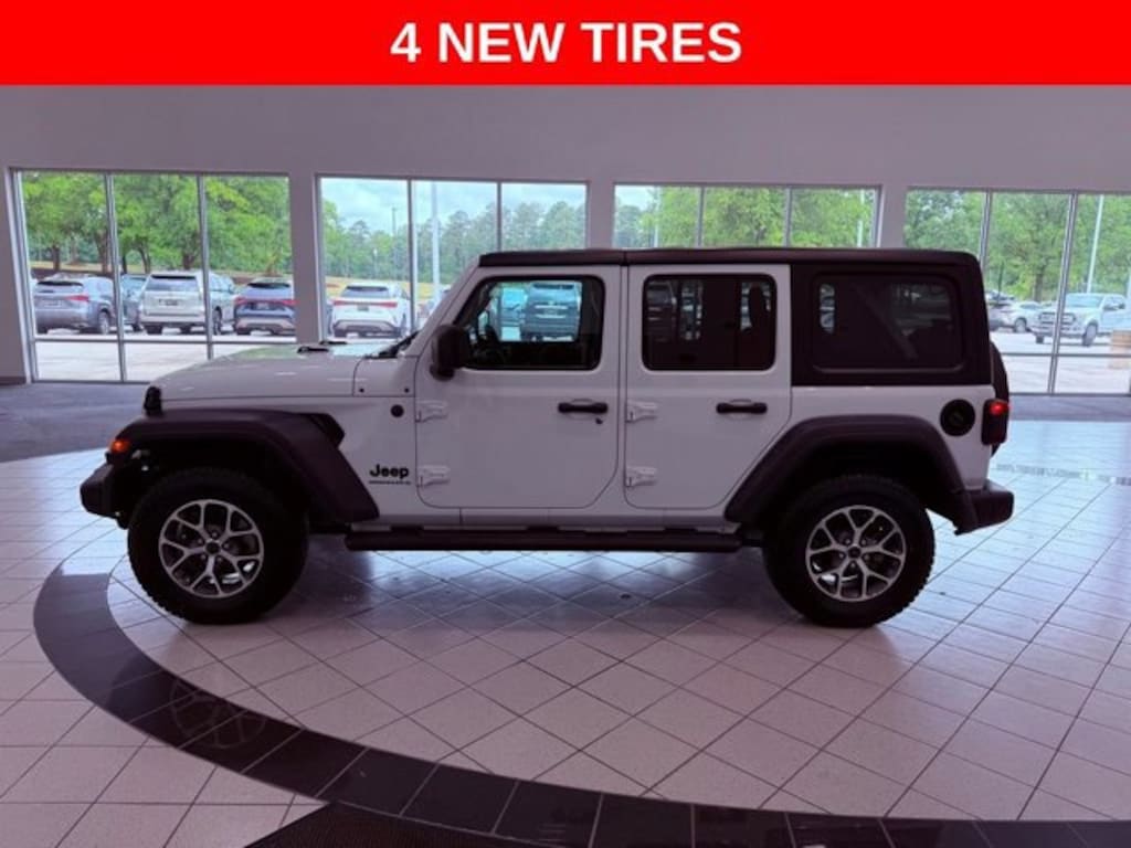 Used 2024 Jeep Wrangler Sport SUV