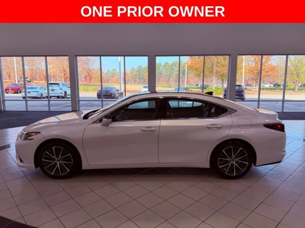 Certified 2023 Lexus ES 350 Sedan
