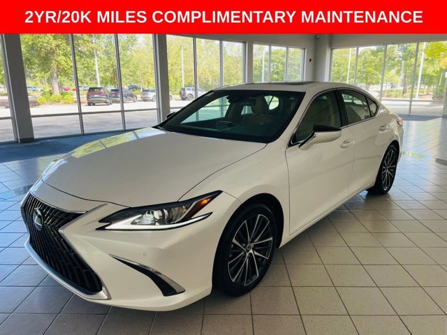 2023 Lexus ES 350 photo 3