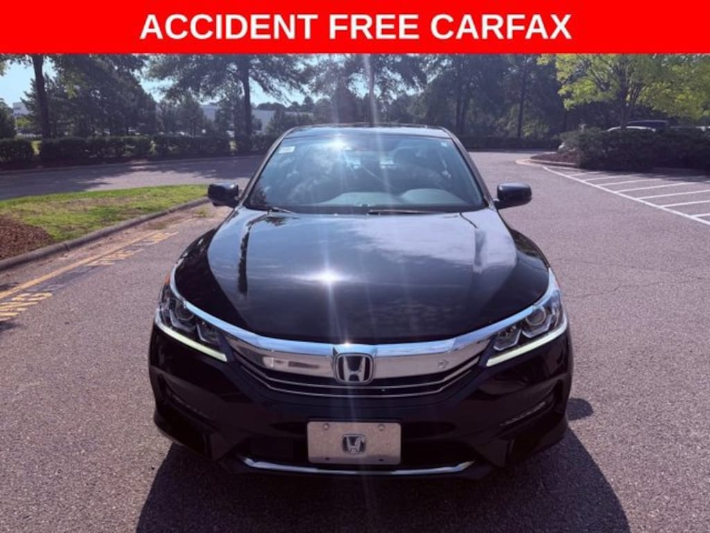 Used 2017 Honda Accord EX-L V6 w/Navi & Honda Sensing Sedan