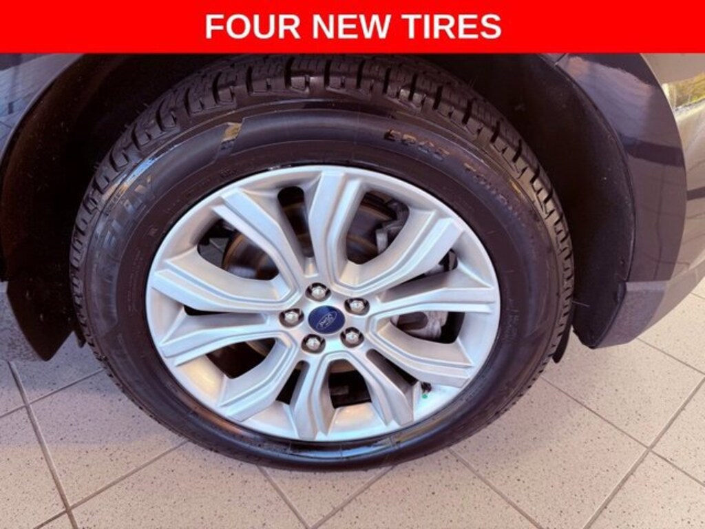 Used 2022 Ford Edge Titanium SUV