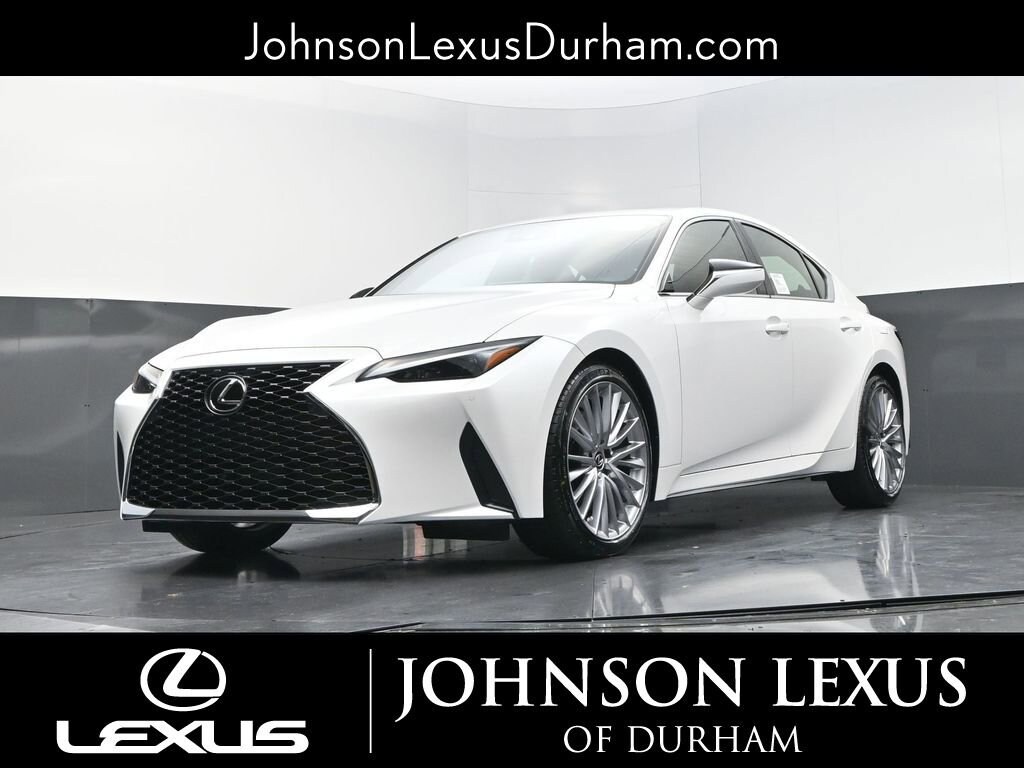 2025 Lexus IS 300 - Photo 16