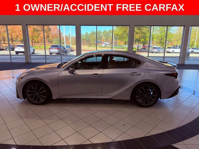 2023 Lexus IS 350 F SPORT photo 4