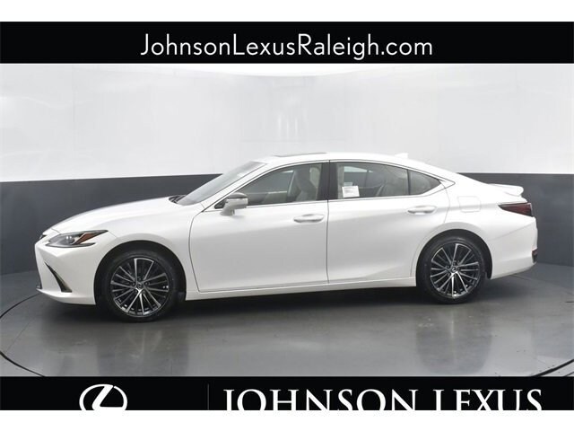 2025 Lexus ES 300h photo 2