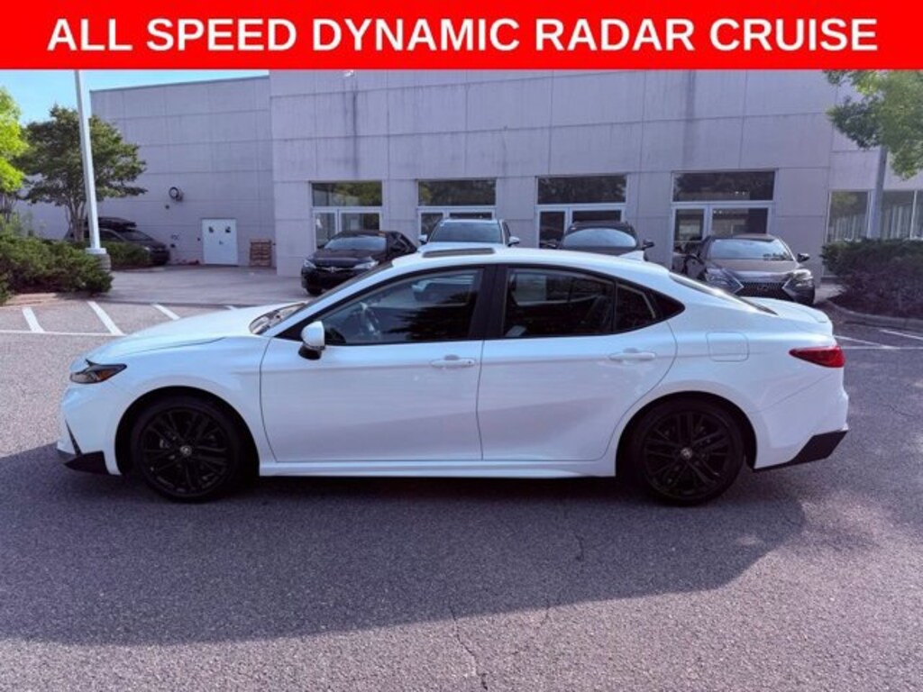 Used 2025 Toyota Camry SE Sedan