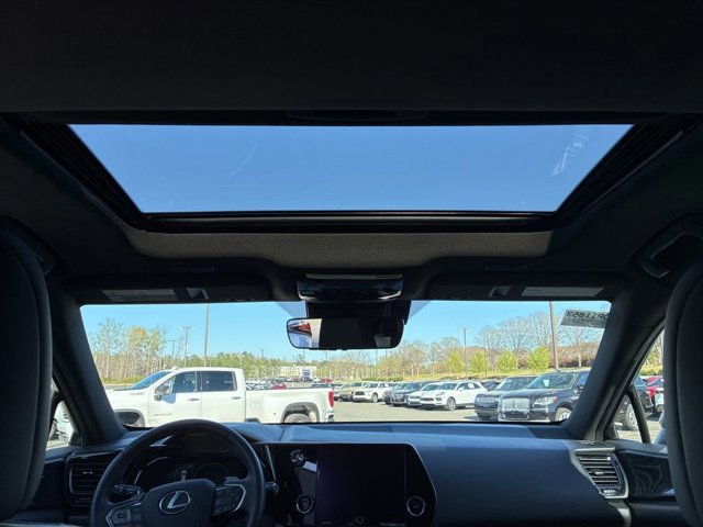 2022 Lexus NX 250 - Photo 27