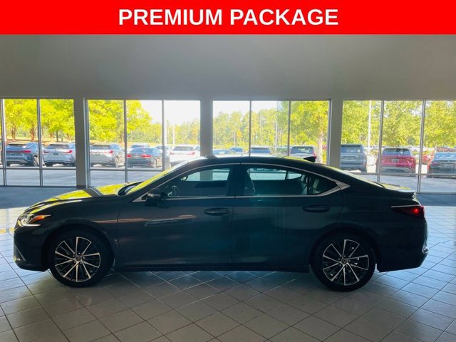 2025 Lexus ES 350 Base photo 4
