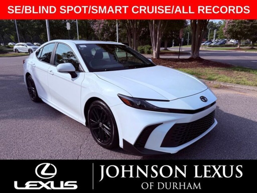 Used 2025 Toyota Camry SE Sedan